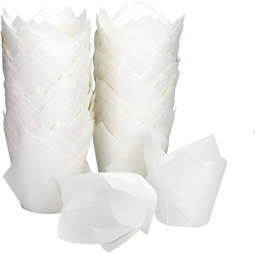 10pcs White Tulip Pattern CupCake Paper Liners